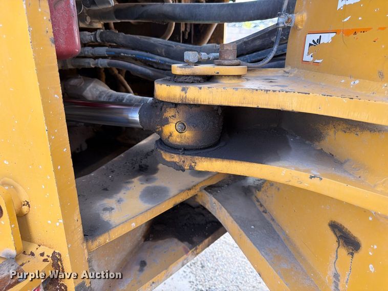 image for item FK3702 2020 John Deere 824L wheel loader