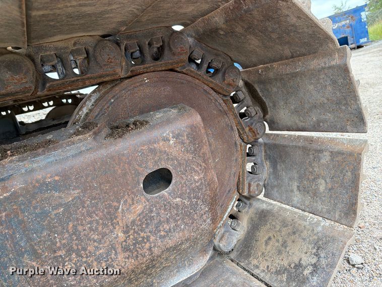 image for item FK3703 2006 Komatsu PC220LC-8 excavator