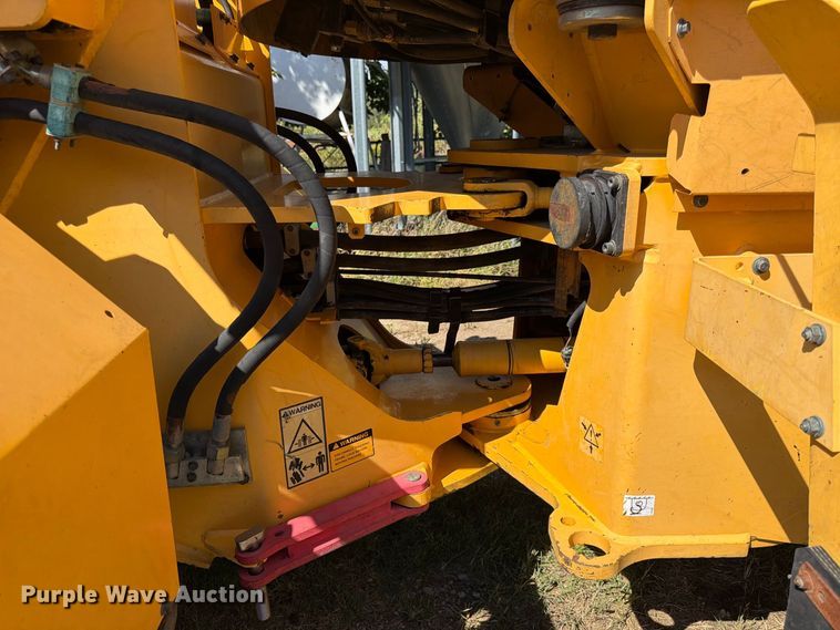 image for item FK3712 2002 Volvo L70D wheel loader