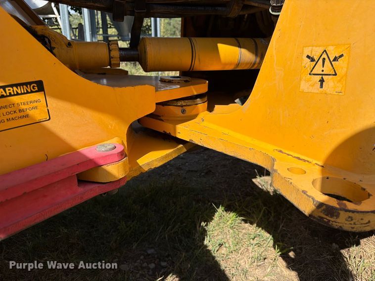 image for item FK3712 2002 Volvo L70D wheel loader