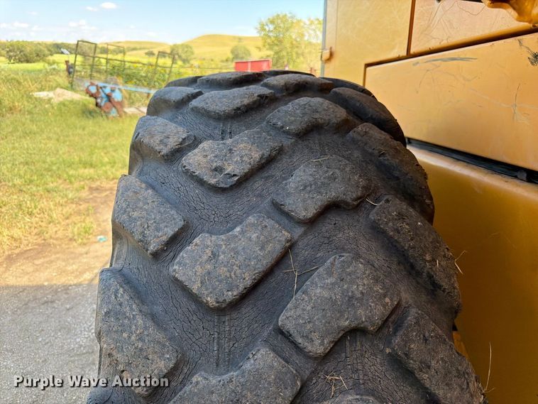 image for item FK3712 2002 Volvo L70D wheel loader