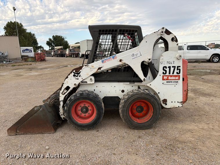 image for item FK3716 2012 Bobcat S175 skid steer loader