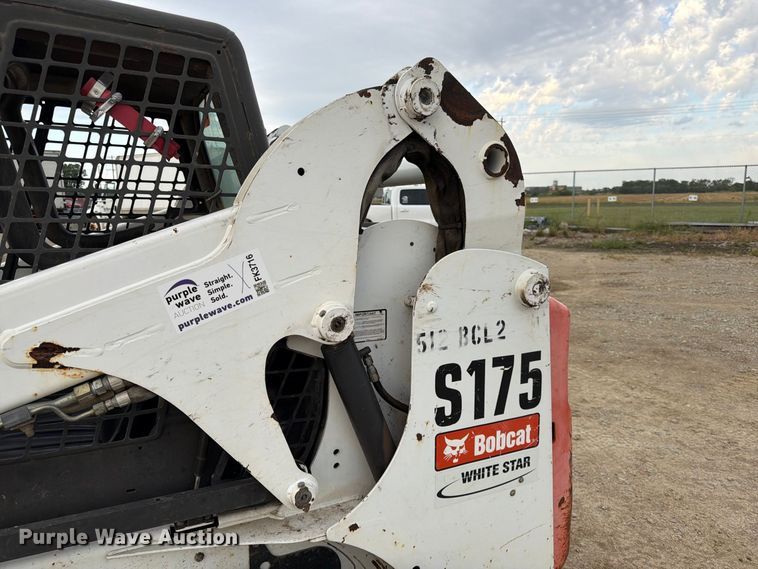 image for item FK3716 2012 Bobcat S175 skid steer loader