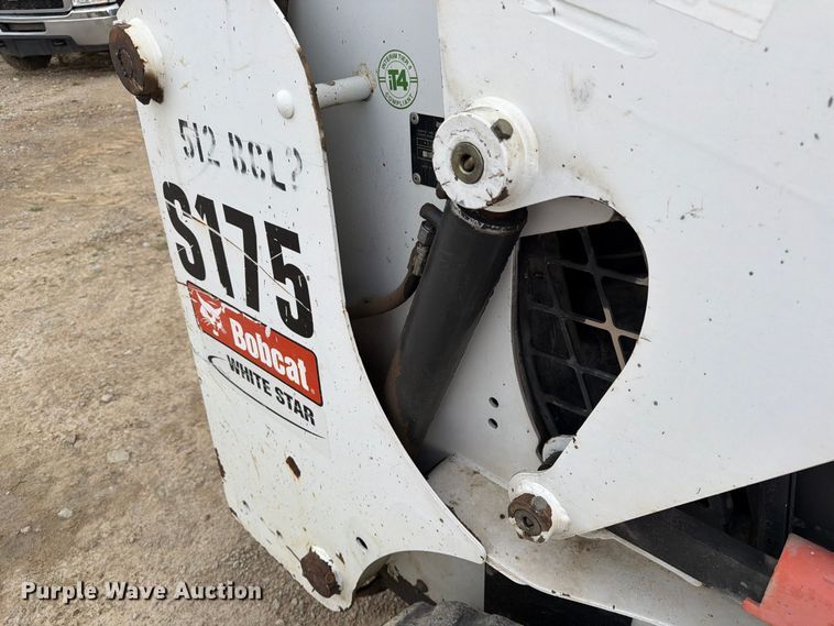image for item FK3716 2012 Bobcat S175 skid steer loader