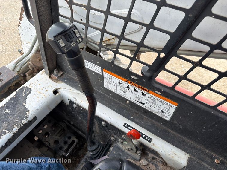 image for item FK3716 2012 Bobcat S175 skid steer loader