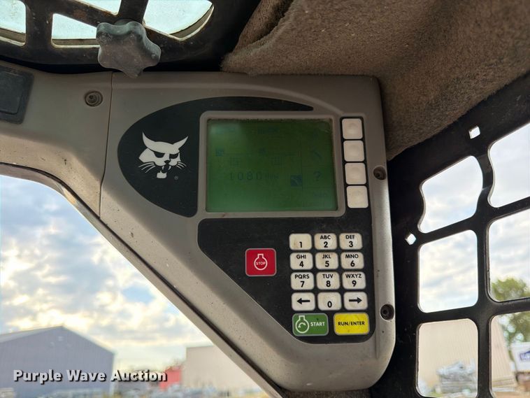image for item FK3716 2012 Bobcat S175 skid steer loader
