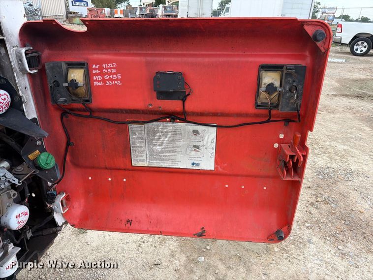 image for item FK3716 2012 Bobcat S175 skid steer loader