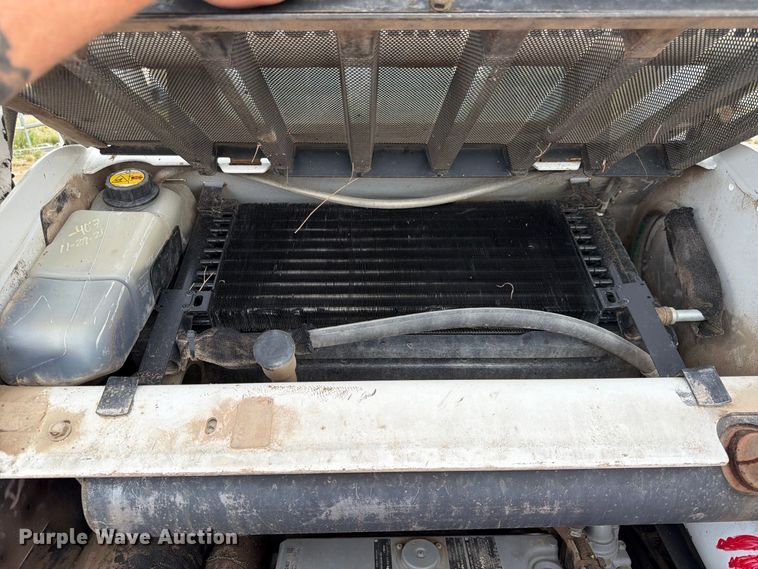 image for item FK3716 2012 Bobcat S175 skid steer loader