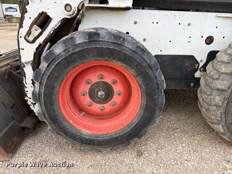 image for item FK3716 2012 Bobcat S175 skid steer loader