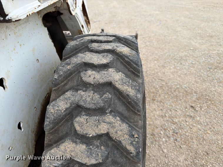 image for item FK3716 2012 Bobcat S175 skid steer loader