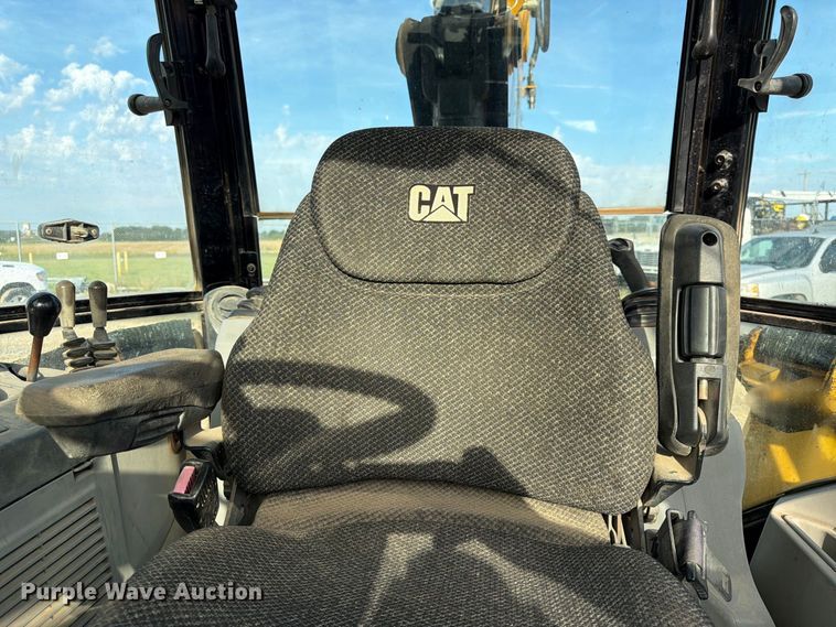 image for item FK3717 2007 Caterpillar 420E backhoe