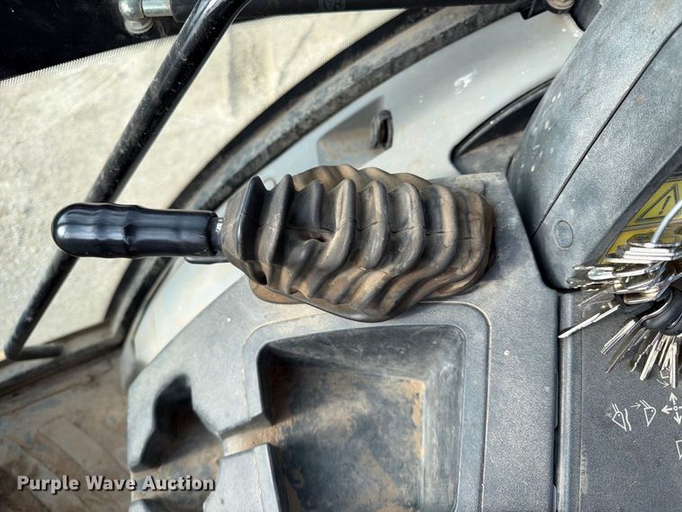 image for item FK3717 2007 Caterpillar 420E backhoe