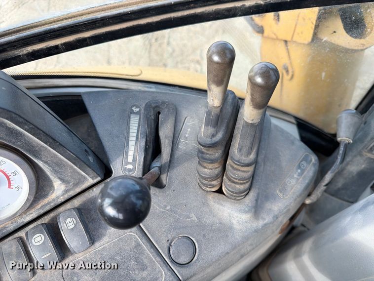 image for item FK3717 2007 Caterpillar 420E backhoe
