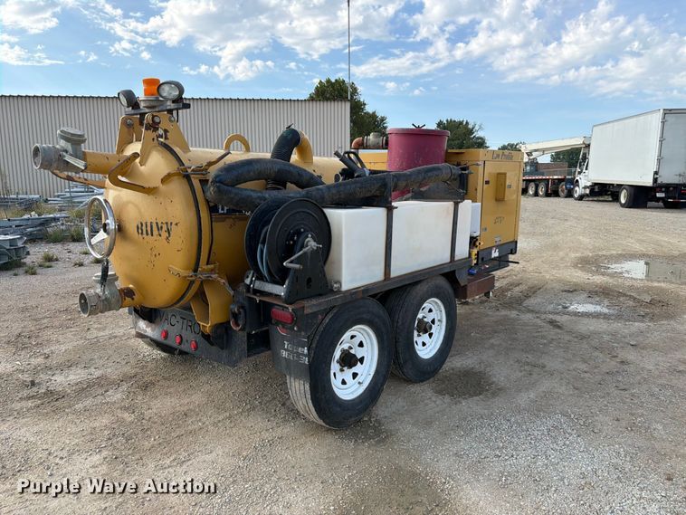 image for item FK3718 2011 Vac-Tron LP305DT vacuum excavator