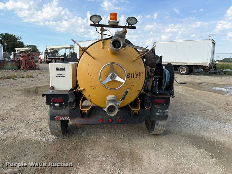 image for item FK3718 2011 Vac-Tron LP305DT vacuum excavator