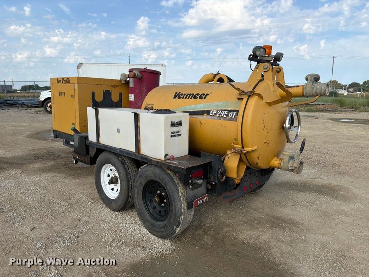 image for item FK3718 2011 Vac-Tron LP305DT vacuum excavator