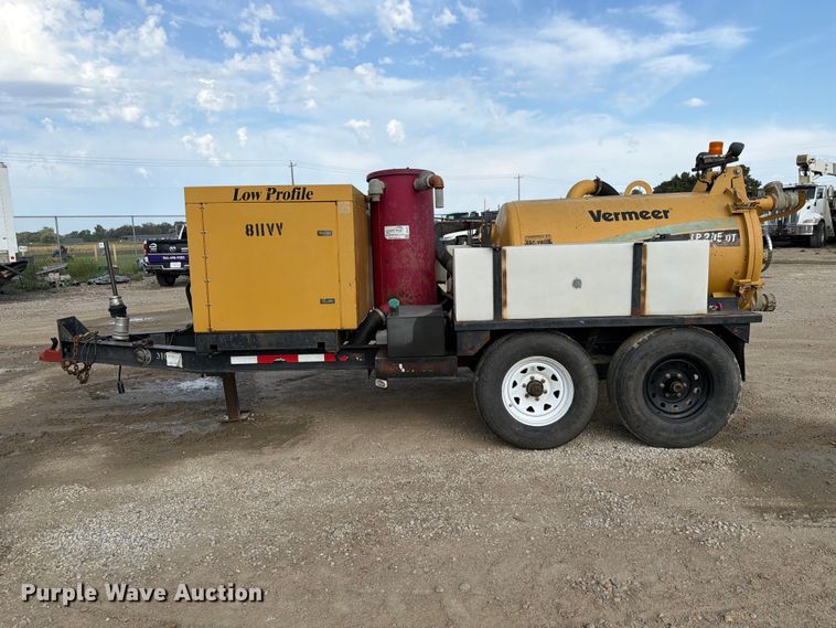 image for item FK3718 2011 Vac-Tron LP305DT vacuum excavator
