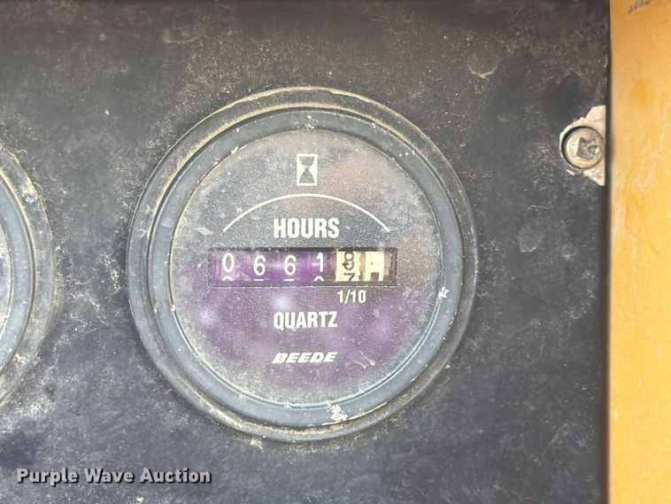 image for item FK3718 2011 Vac-Tron LP305DT vacuum excavator