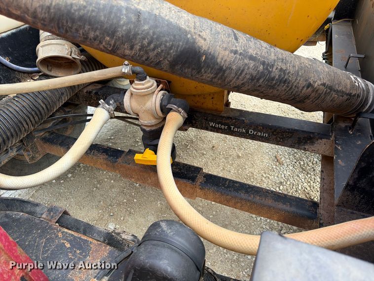 image for item FK3718 2011 Vac-Tron LP305DT vacuum excavator