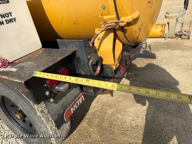 image for item FK3718 2011 Vac-Tron LP305DT vacuum excavator