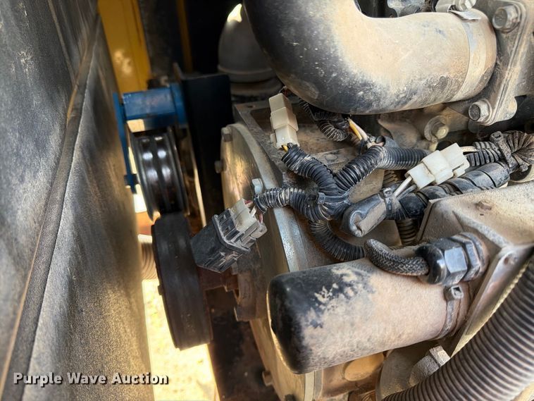 image for item FK3718 2011 Vac-Tron LP305DT vacuum excavator