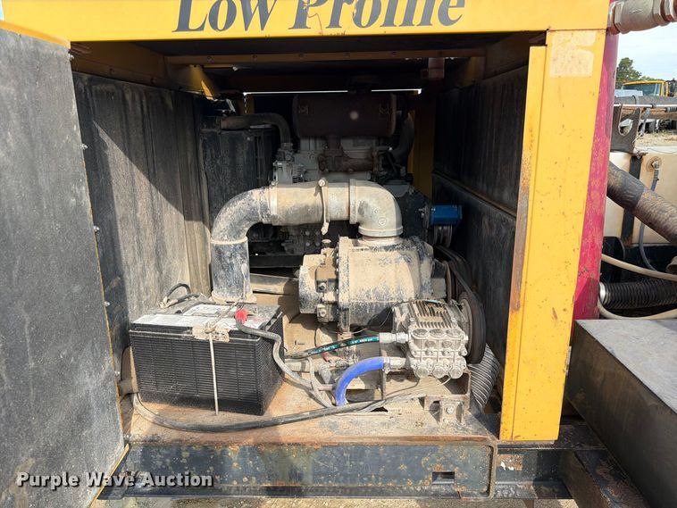 image for item FK3718 2011 Vac-Tron LP305DT vacuum excavator