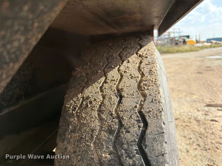 image for item FK3718 2011 Vac-Tron LP305DT vacuum excavator