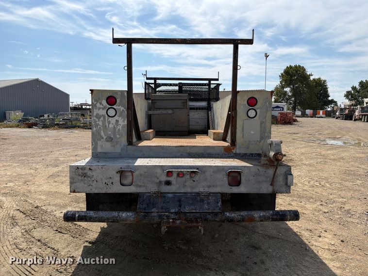 image for item FK3722 2004 International 4300 utility / service truck
