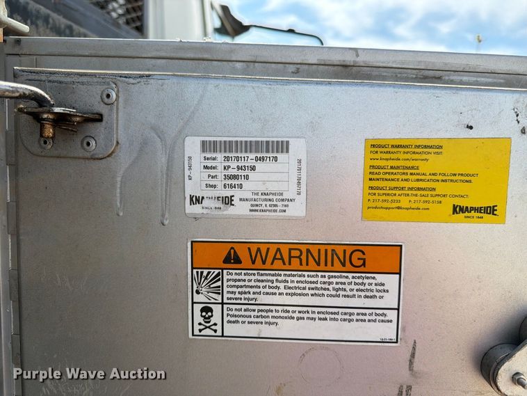 image for item FK3722 2004 International 4300 utility / service truck
