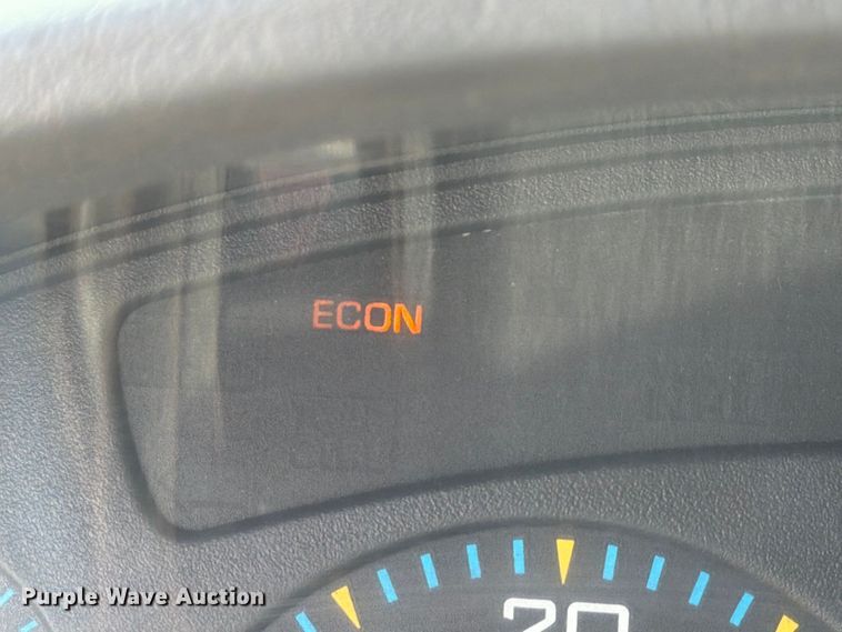 image for item FK3722 2004 International 4300 utility / service truck
