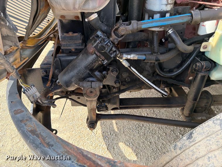 image for item FK3722 2004 International 4300 utility / service truck