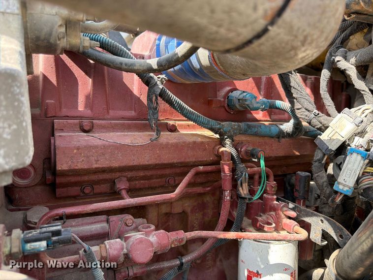 image for item FK3722 2004 International 4300 utility / service truck