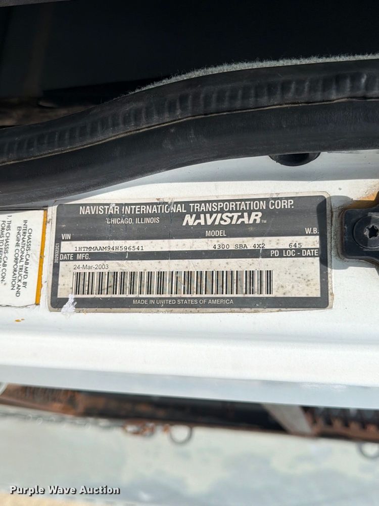 image for item FK3722 2004 International 4300 utility / service truck