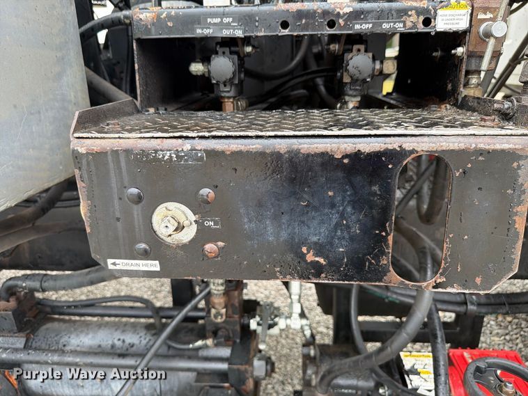image for item FK4163 2006 Sterling Truck L9500 Series sewer jetter truck