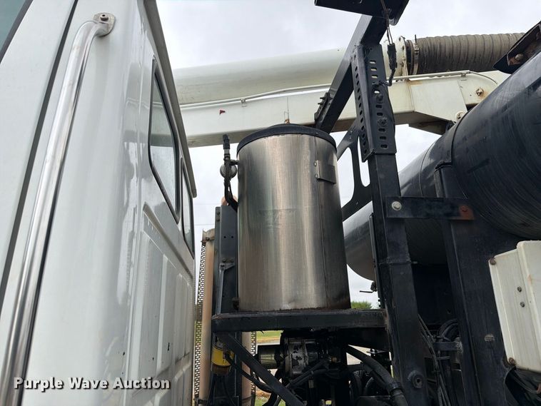 image for item FK4163 2006 Sterling Truck L9500 Series sewer jetter truck