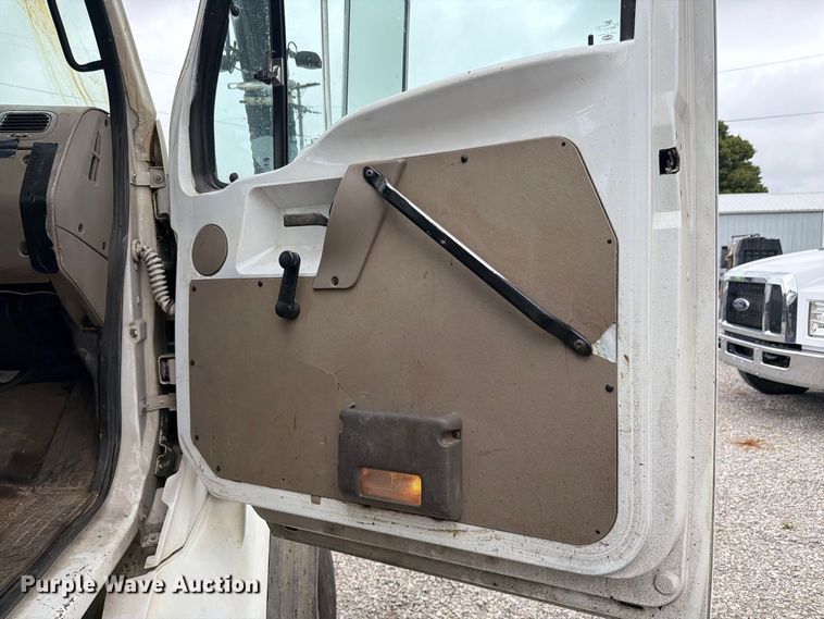 image for item FK4163 2006 Sterling Truck L9500 Series sewer jetter truck