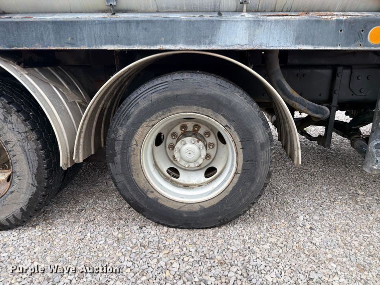 image for item FK4163 2006 Sterling Truck L9500 Series sewer jetter truck