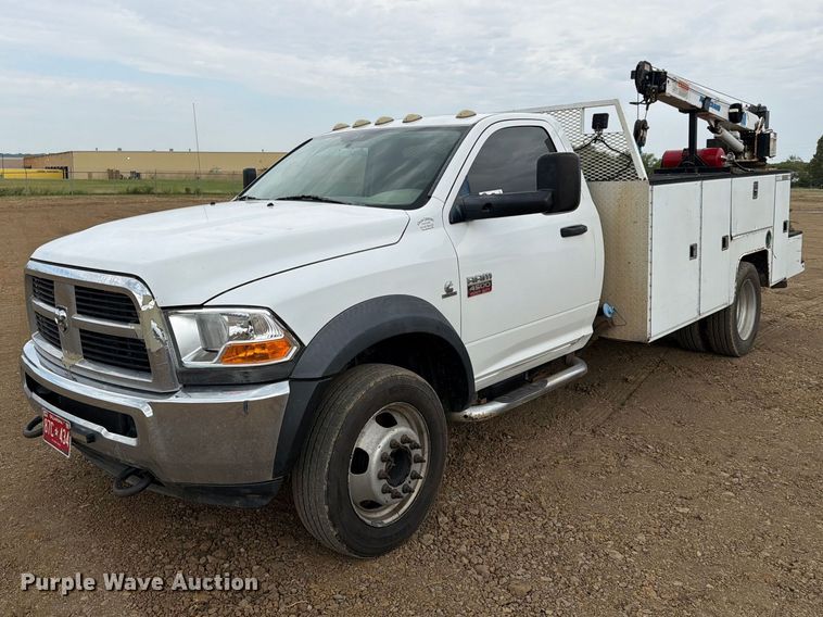 image for item FK5067 2011 Dodge Ram 4500 flatbed truck
