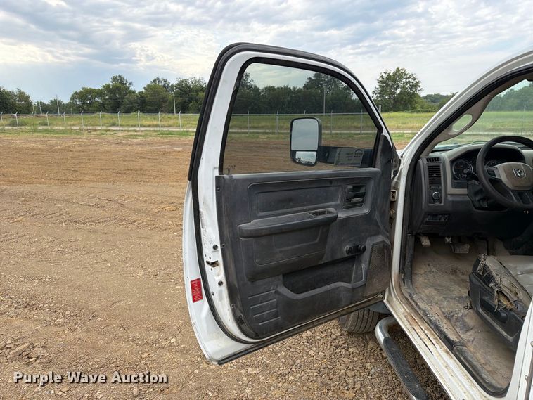 image for item FK5067 2011 Dodge Ram 4500 flatbed truck