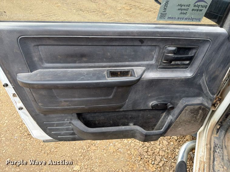 image for item FK5067 2011 Dodge Ram 4500 flatbed truck