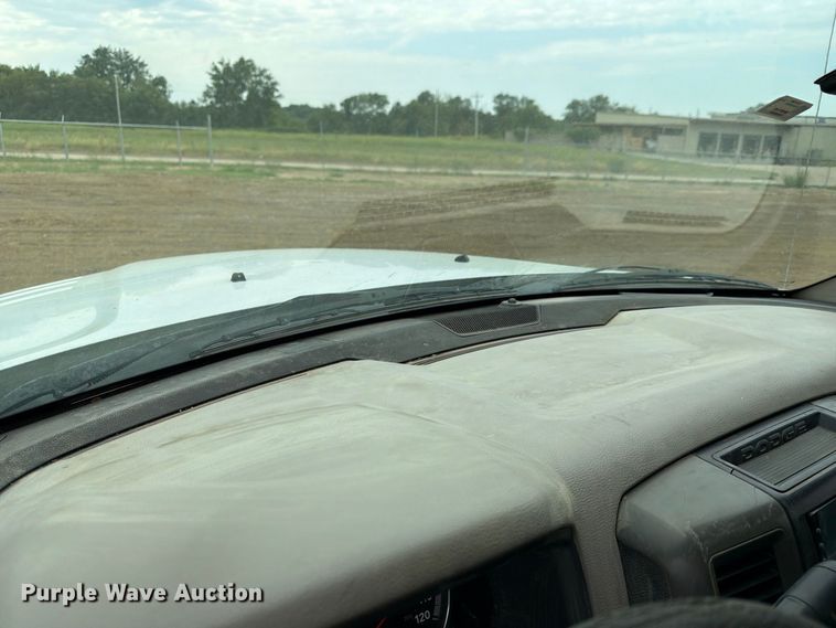 image for item FK5067 2011 Dodge Ram 4500 flatbed truck