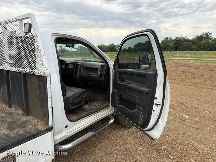 image for item FK5067 2011 Dodge Ram 4500 flatbed truck