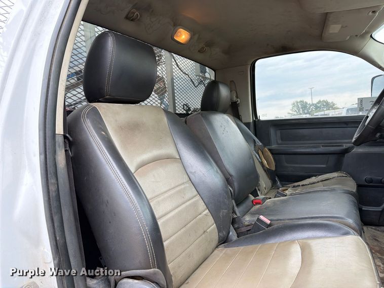 image for item FK5067 2011 Dodge Ram 4500 flatbed truck