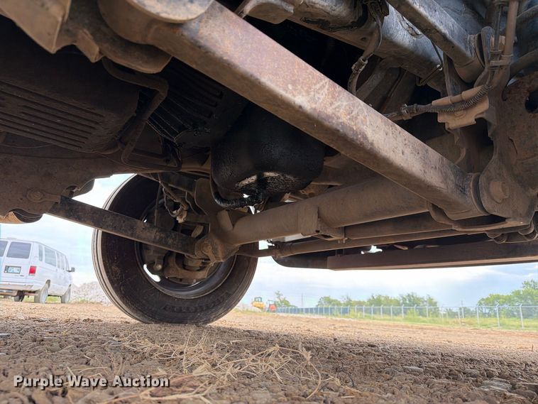 image for item FK5067 2011 Dodge Ram 4500 flatbed truck