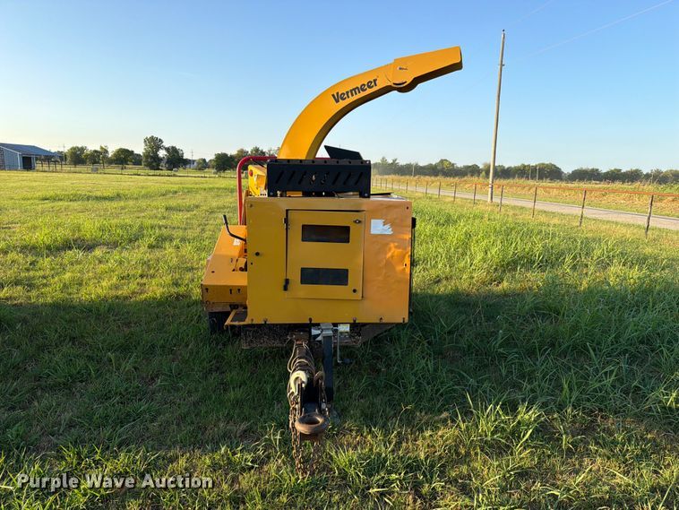 image for item FK5129 2019 Vermeer BC1000XL wood chipper
