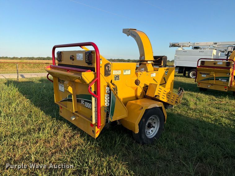 image for item FK5129 2019 Vermeer BC1000XL wood chipper