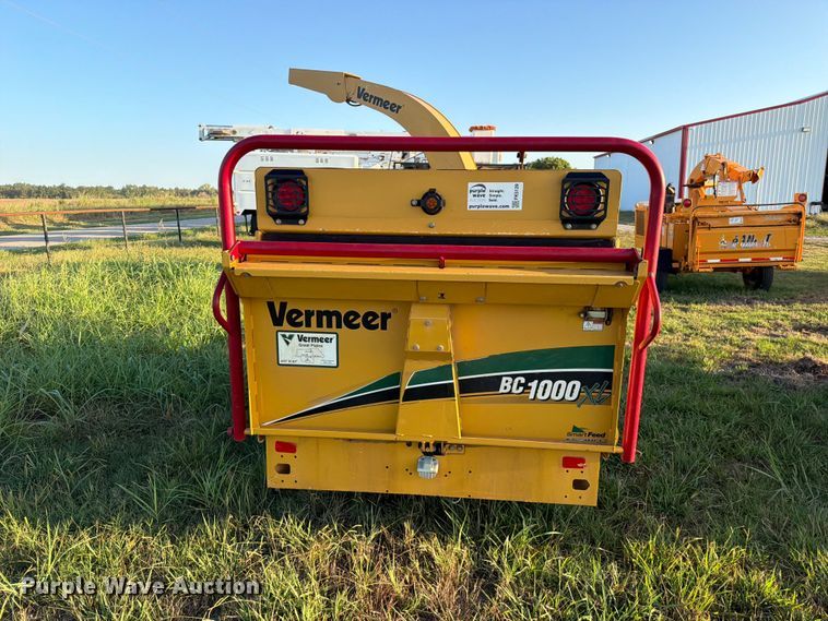 image for item FK5129 2019 Vermeer BC1000XL wood chipper