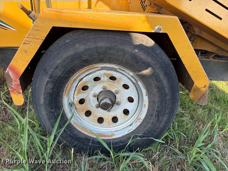 image for item FK5131 2019 Vermeer BC1000XL wood chipper