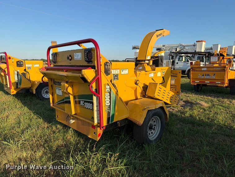 image for item FK5132 2019 Vermeer BC1000XL wood chipper
