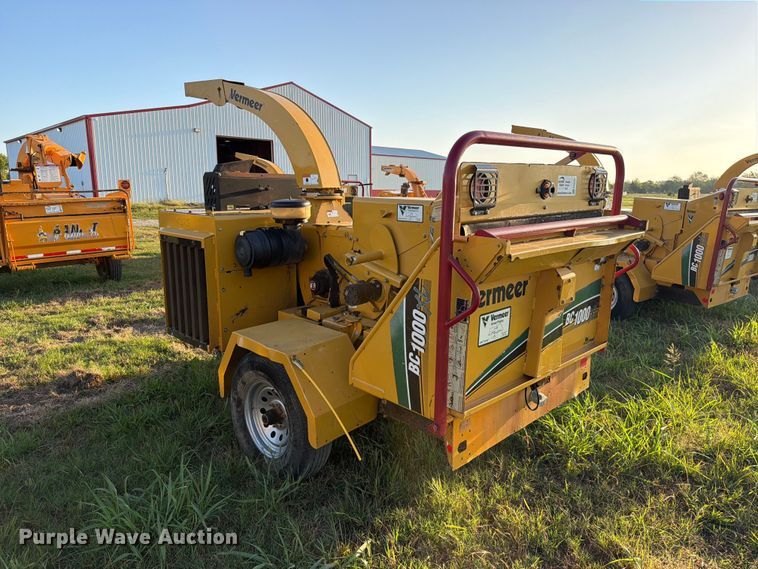 image for item FK5132 2019 Vermeer BC1000XL wood chipper